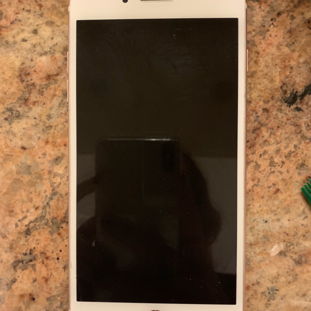 Rose gold iPhone 7plus